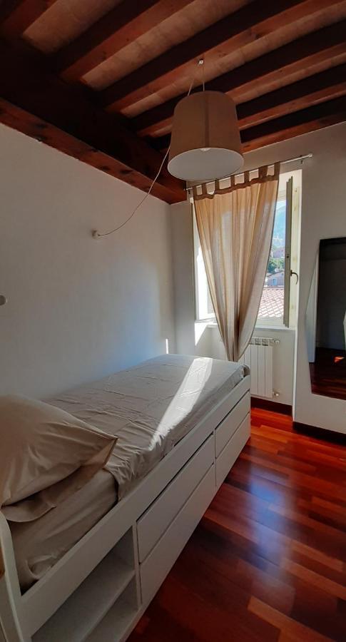 Appartamento il nido dell'arancio Carrara Esterno foto